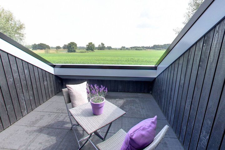 Terrace/Patio 10 of 37