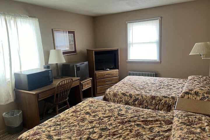 Room 8 of 41
