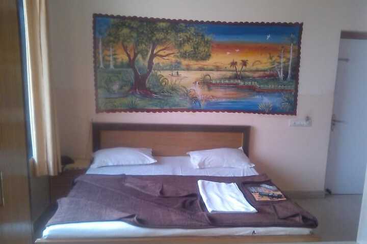 Room 20 of 38