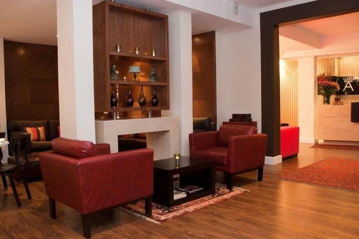 Hotel Interior 4 of 25