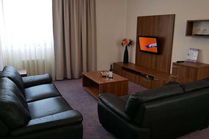 Room 19 of 54