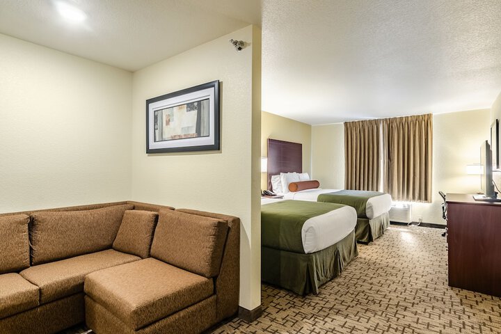 Room 21 of 108