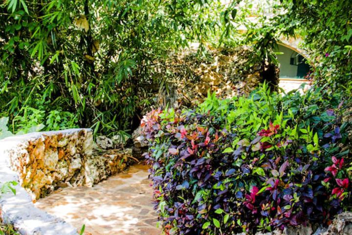 Hotel 26 of 27
