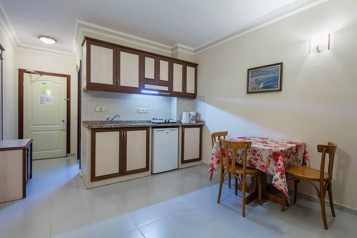 Private kitchenette