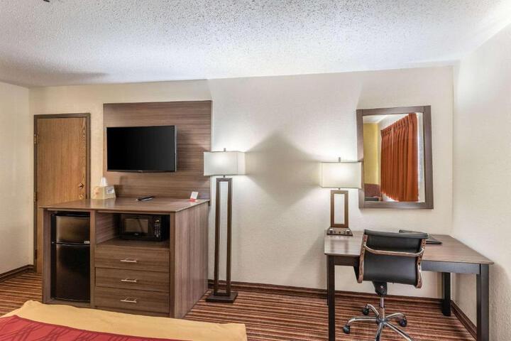 2 Double Beds (6 of 7)