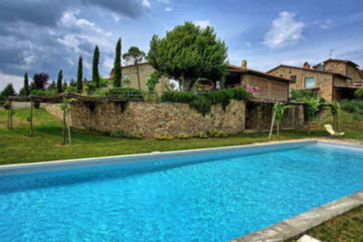 Pool 18 of 20