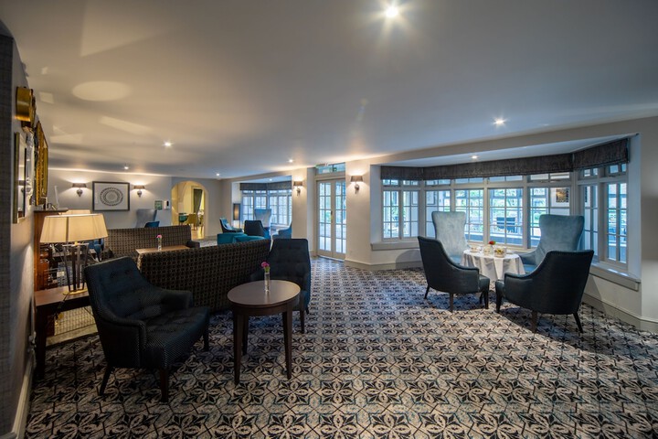 Lounge 60 of 75