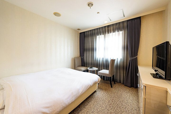 Room 25 of 239