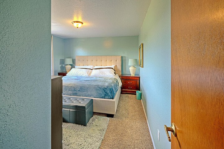 Room 15 of 37