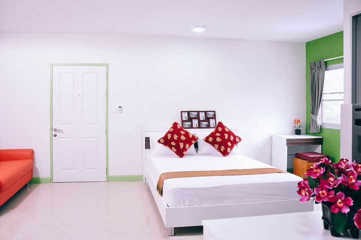 Room 14 of 48