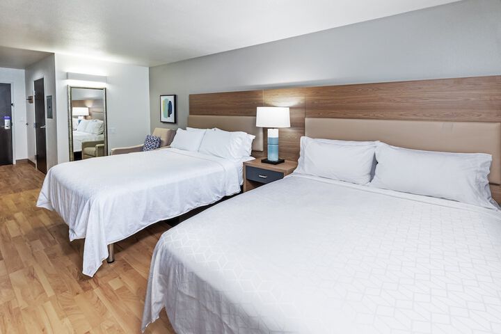 Studio Suite 2 Queen Beds (9 of 15)