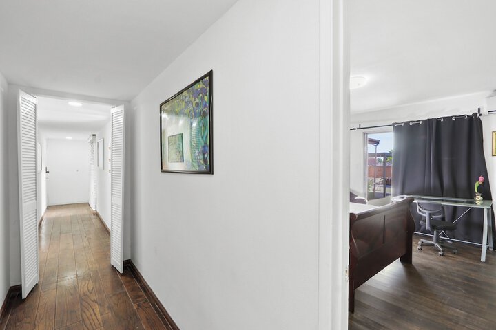 Room 14 of 25