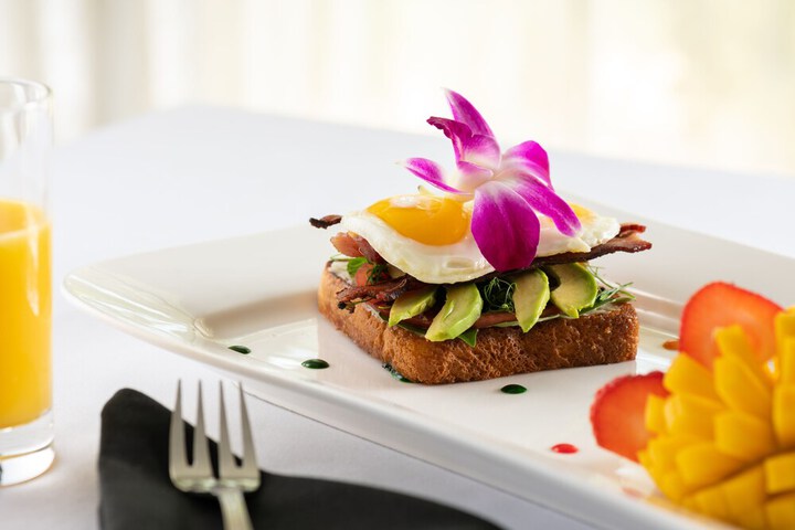 Breakfast/Coffee Service 84 of 93