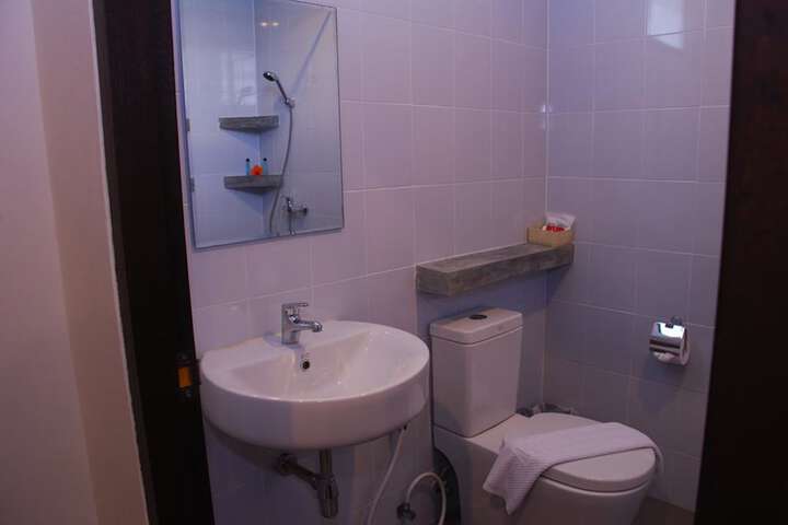 Room 36 of 43
