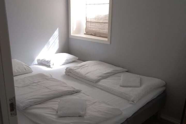 Room 5 of 50
