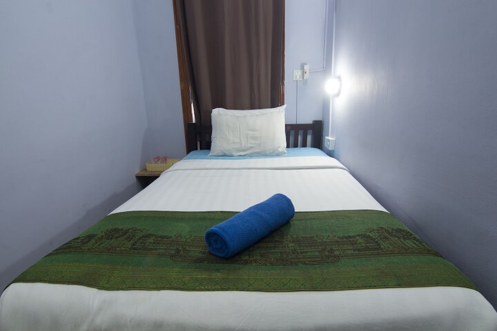 Room 3 of 45