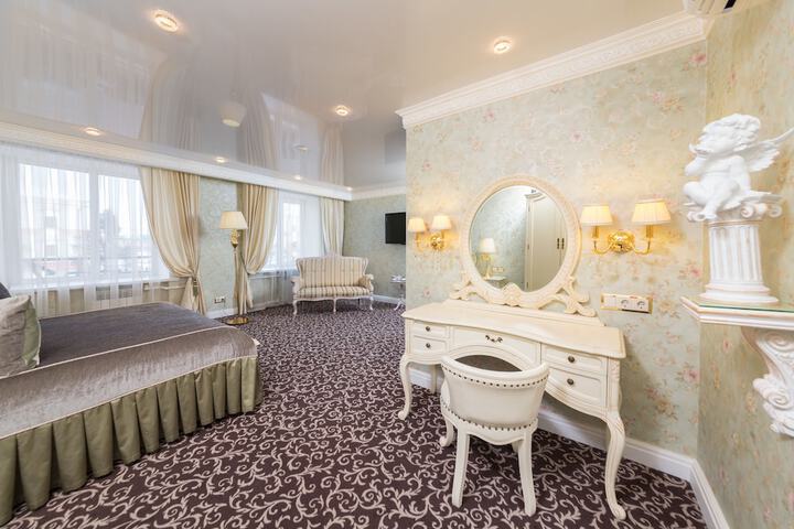 Room 19 of 45