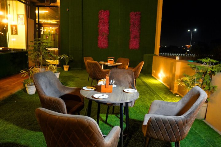 Terrace/Patio 37 of 76