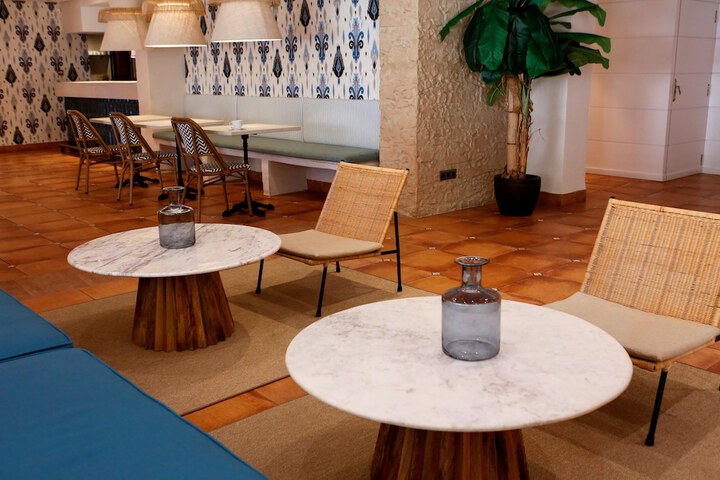 Lobby Entry