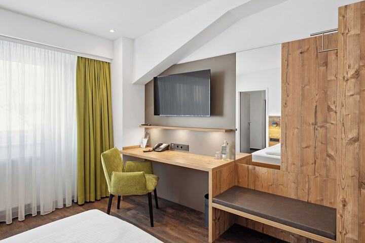 Room 14 of 44