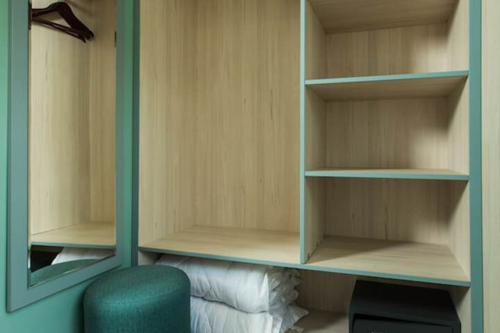 Room 22 of 69