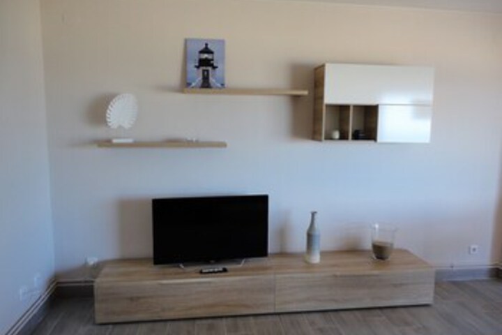 Room 12 of 30
