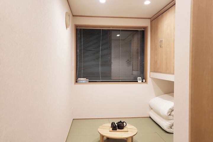 Room 16 of 47