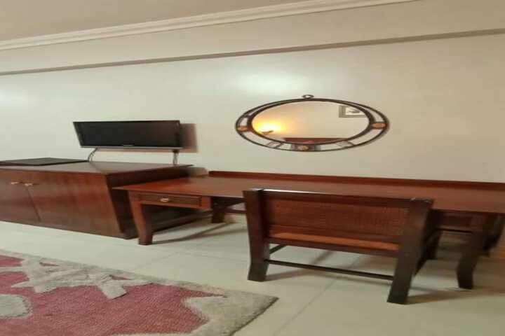 Room 20 of 32