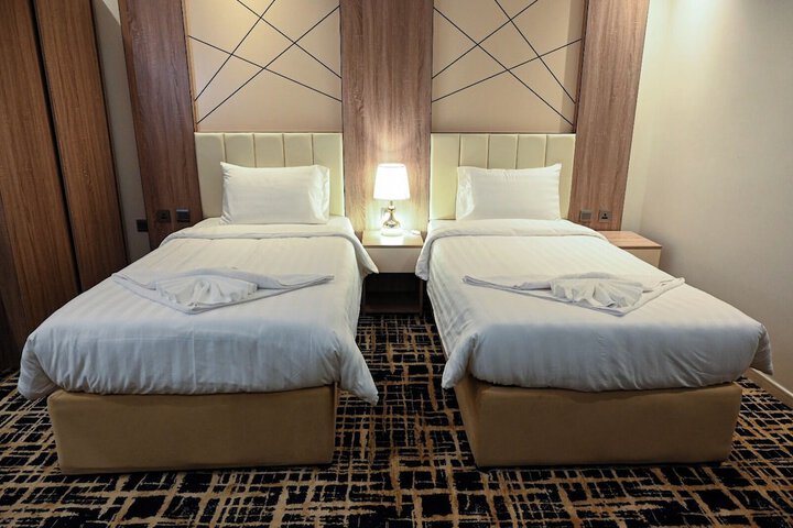 Room 20 of 37
