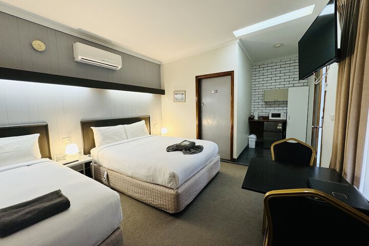 Room 19 of 30