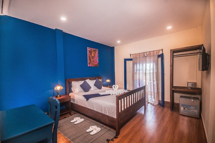 Room 2 of 21