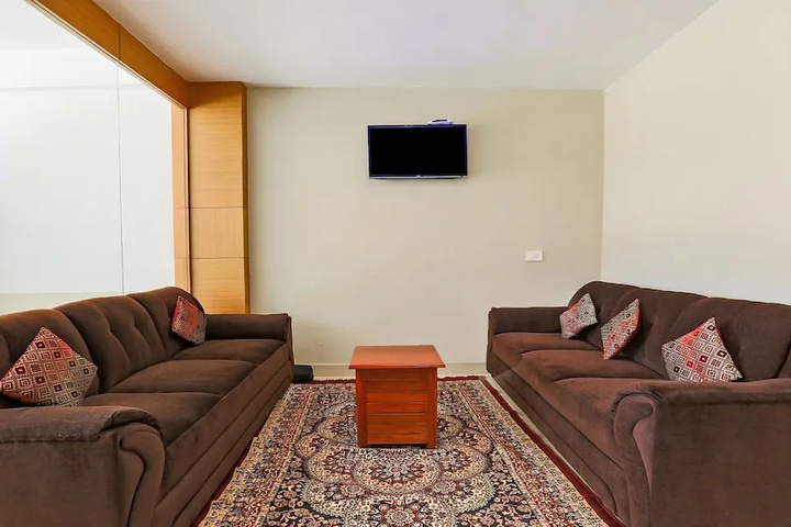 Room 9 of 29