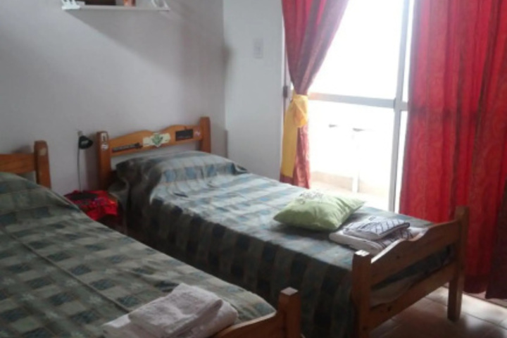 Room 2 of 8
