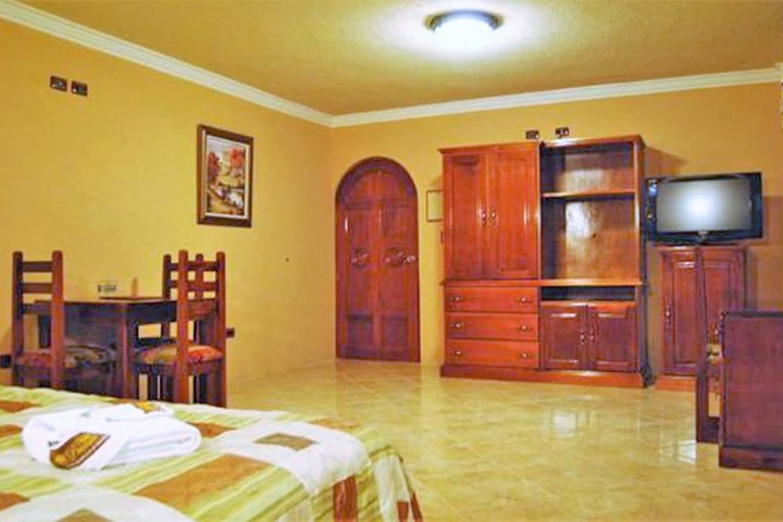 Room 9 of 27