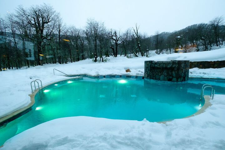 Pool 28 of 53
