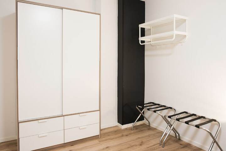 Room 7 of 78
