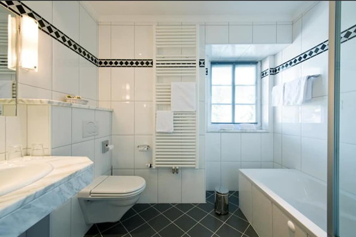 Bath Interior