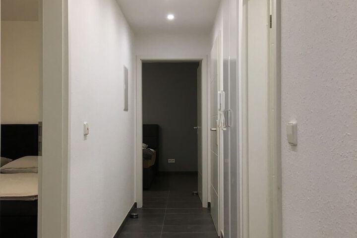 Room 5 of 13