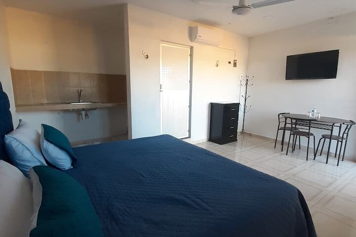 Room 4 of 6
