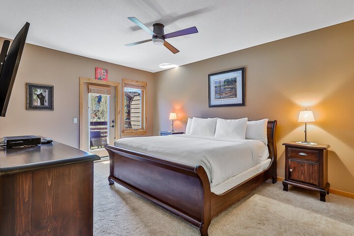 Room 157 of 185