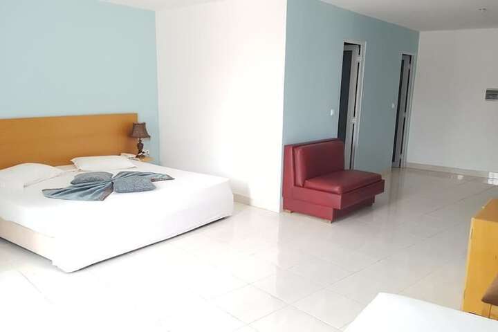 Room 5 of 26