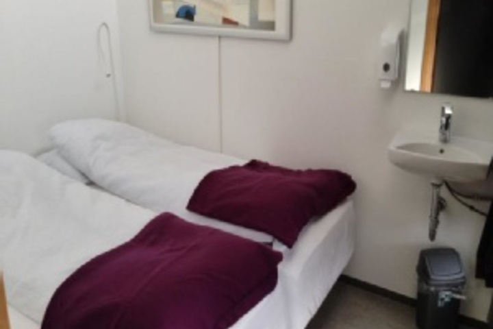 Room 212 of 276