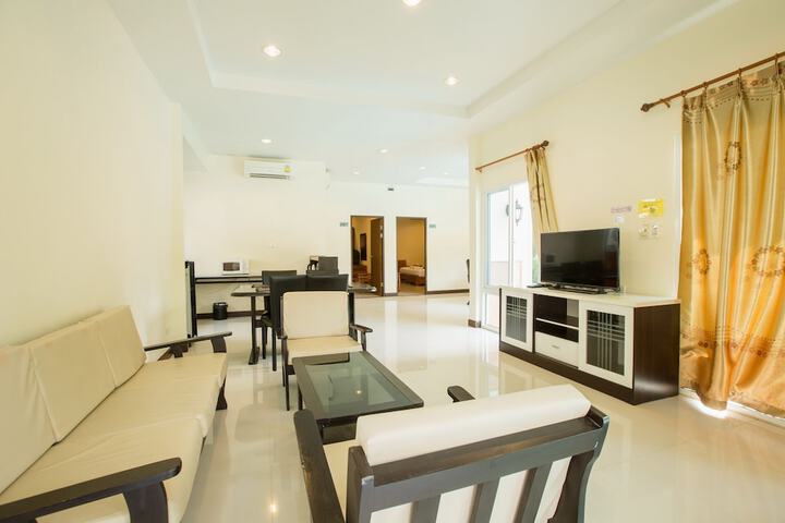 Room 15 of 36