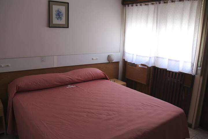 Room 19 of 40