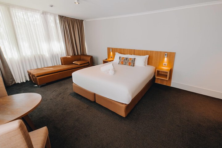 Room 30 of 56