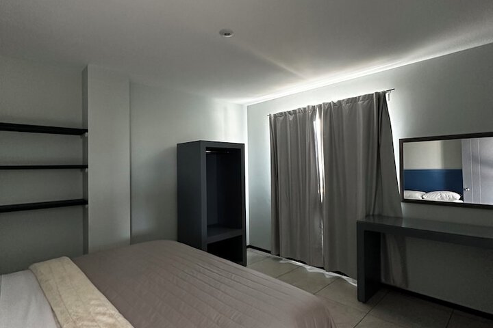 Room 18 of 43