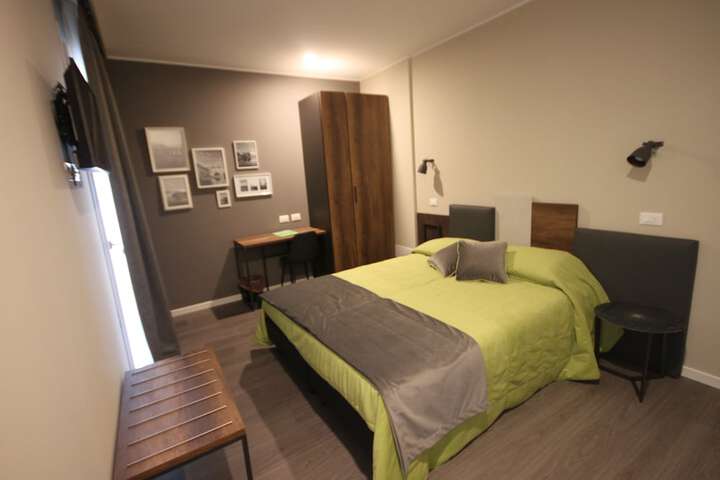 Room 6 of 30