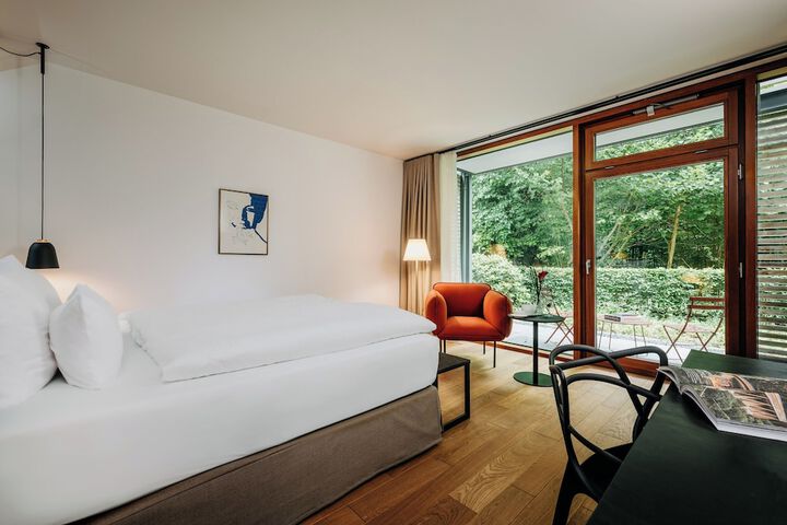 Room 10 of 19