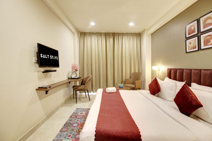 Room 17 of 28