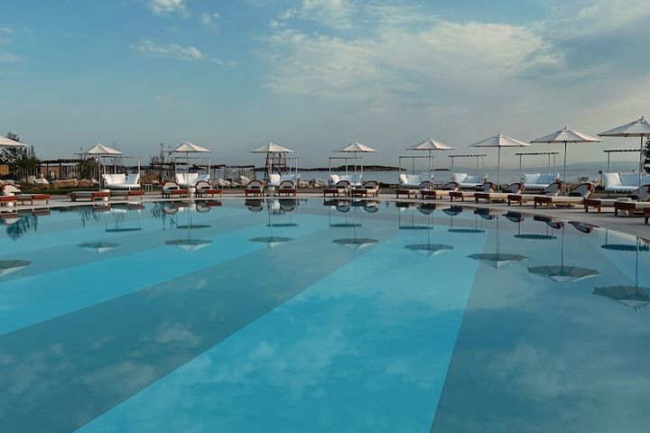 Pool 38 of 68